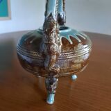 Vietnam tripod wine pourer