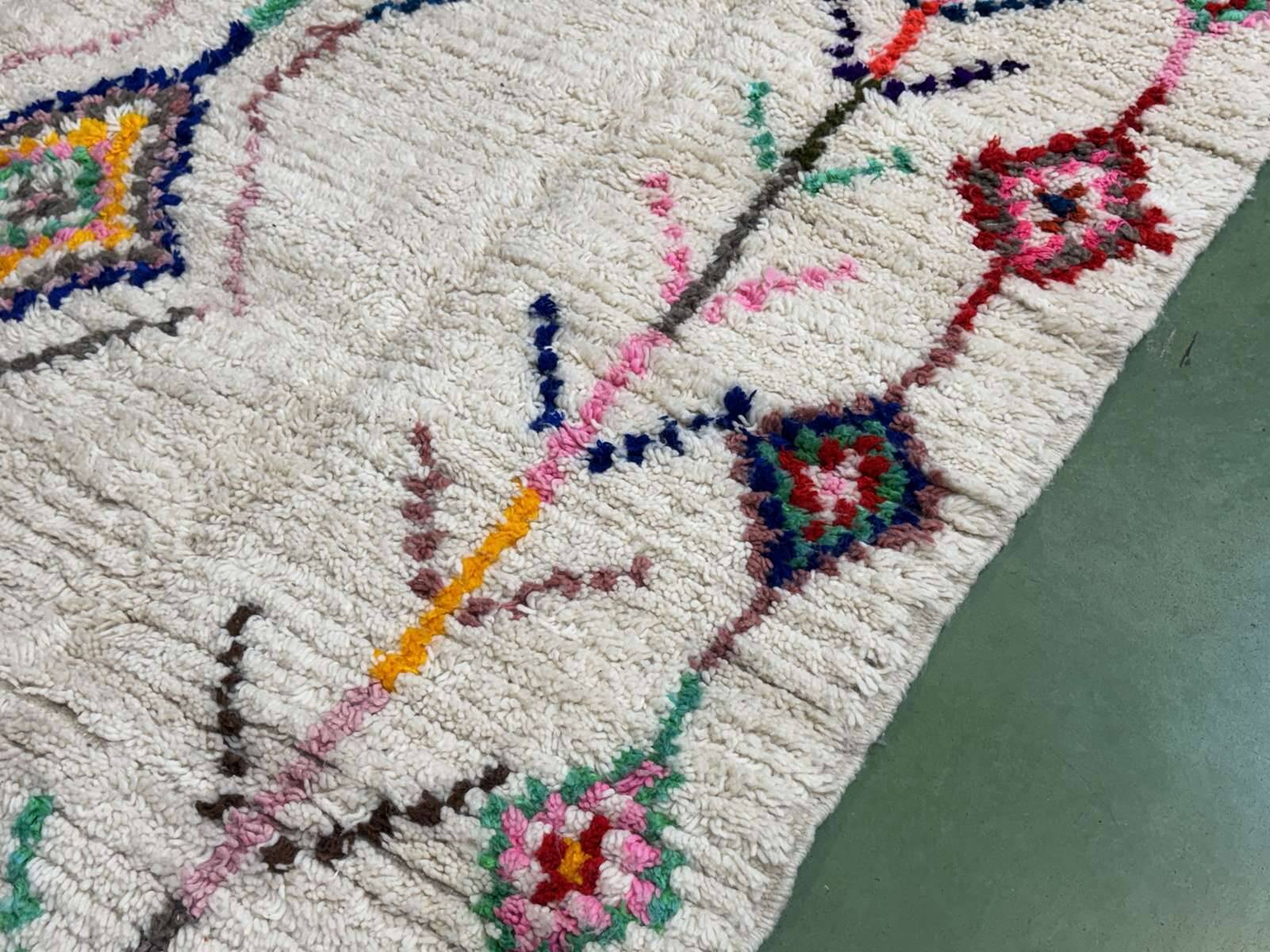 Handmade Azilal Berber Moroccan wool rug
