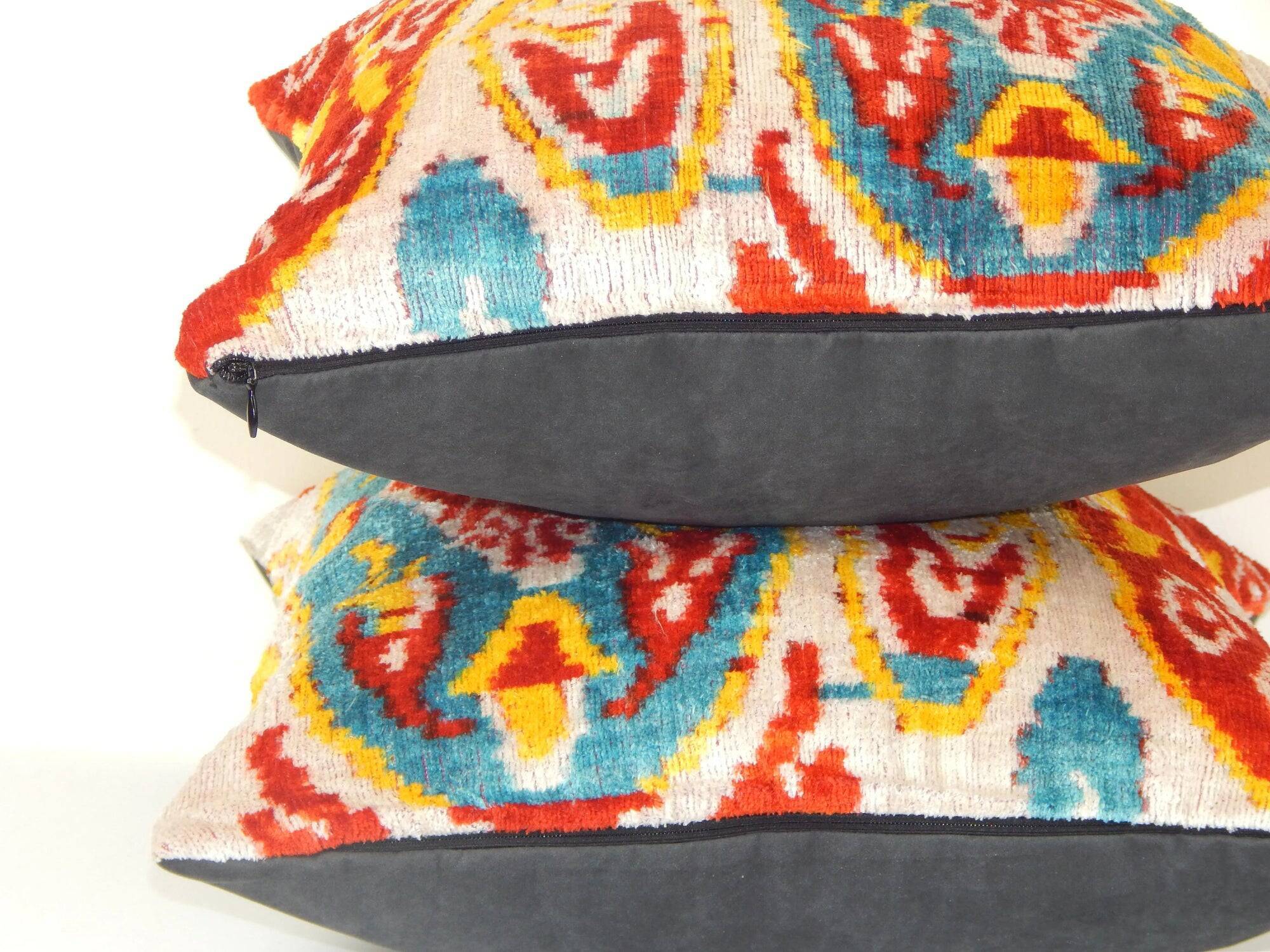 Set of 2 vintage ikat cushion covers 41x41 cm