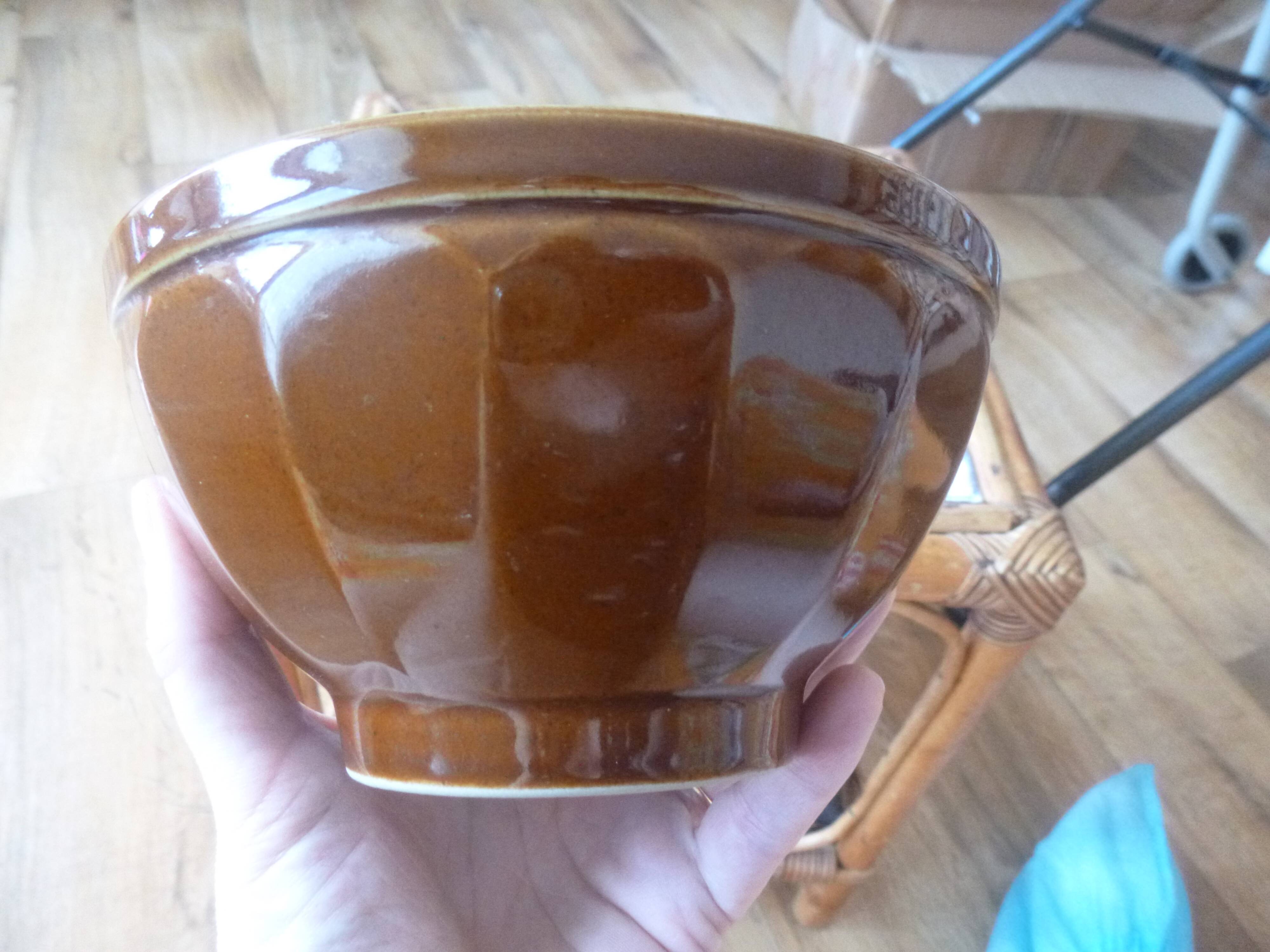 Renault Berry stoneware bowl
