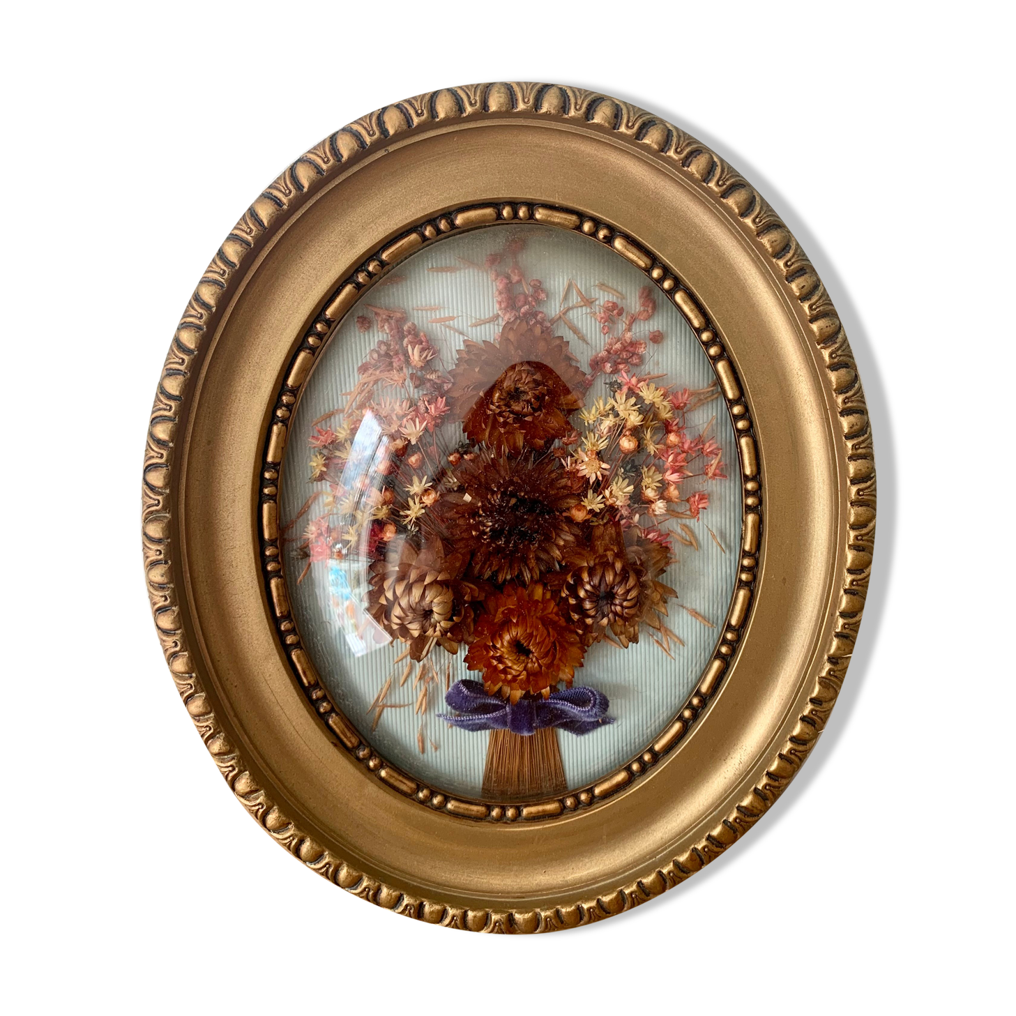 Frame vintage dried flowers