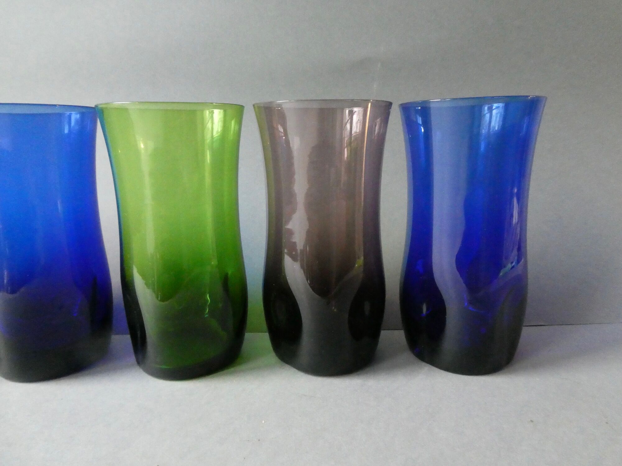 6 blown and pinched glass glasses from the 50s and 60s