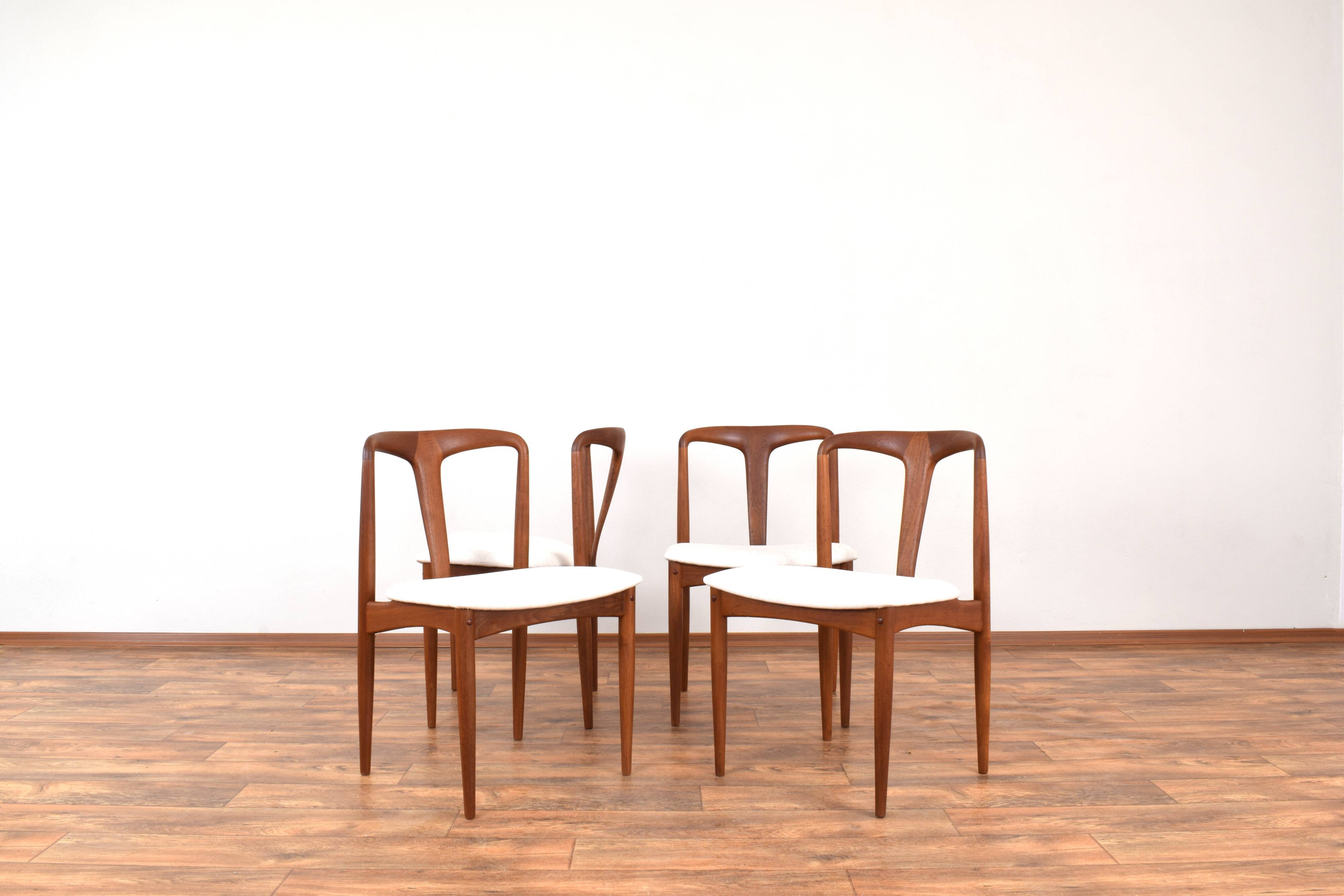 Chaise de Salle à Manger Mid-Century en Teck par Johannes Andersen pour Uldum Møbelfabrik, Danemark, 1960s, Set de 4.