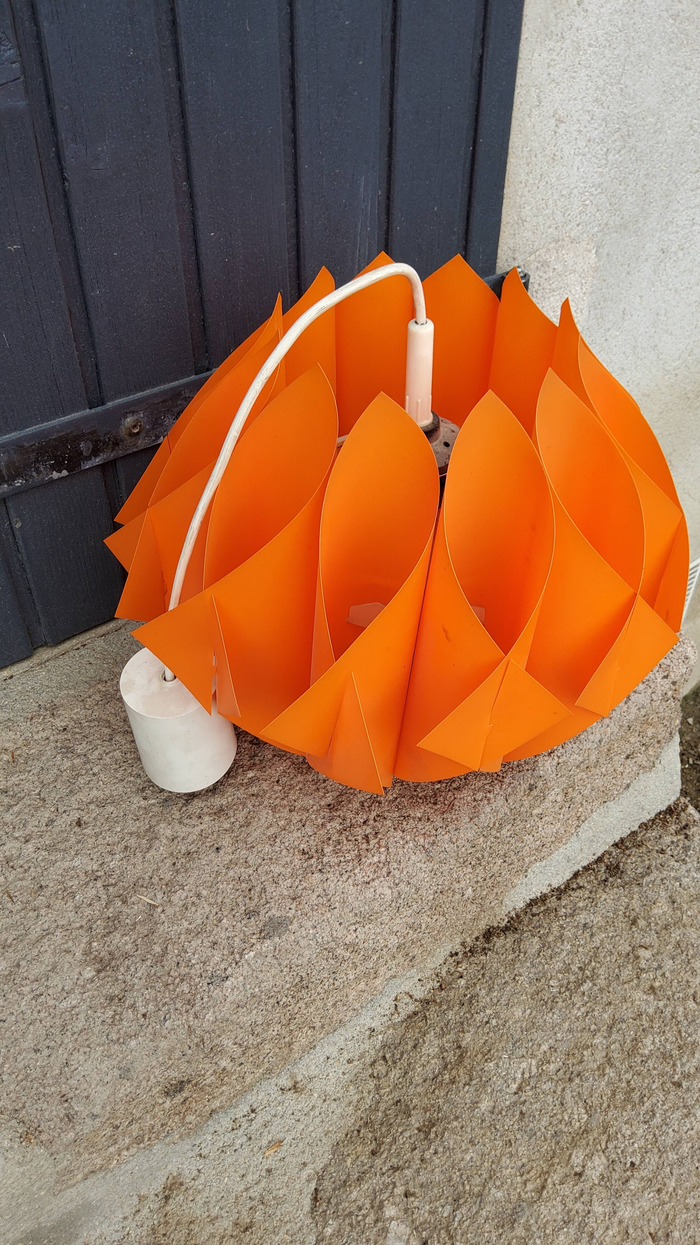 Suspension lamp by Lars Schioler butterfly model Hoyrup Light plastic editor orange 1968