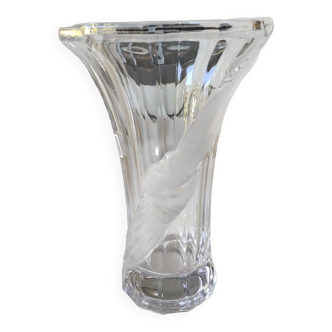 Vase Multifacettes vintage en cristal, Noeud Drapé givré, coul. Blanc opaque, Evita Crystal, Germany