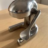 Streamline citrus press