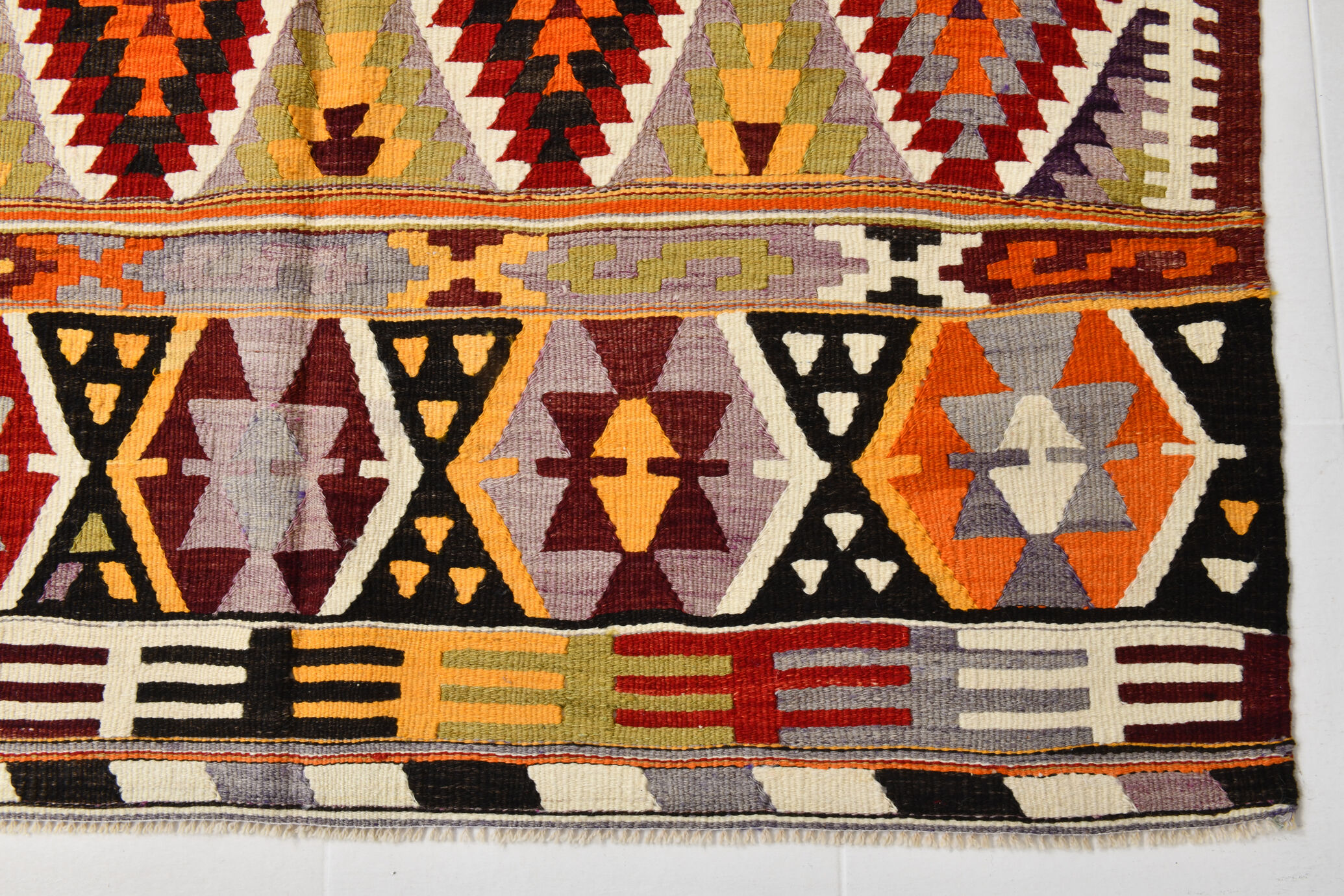 5x7 bold colorful kilim rug, 155x220cm