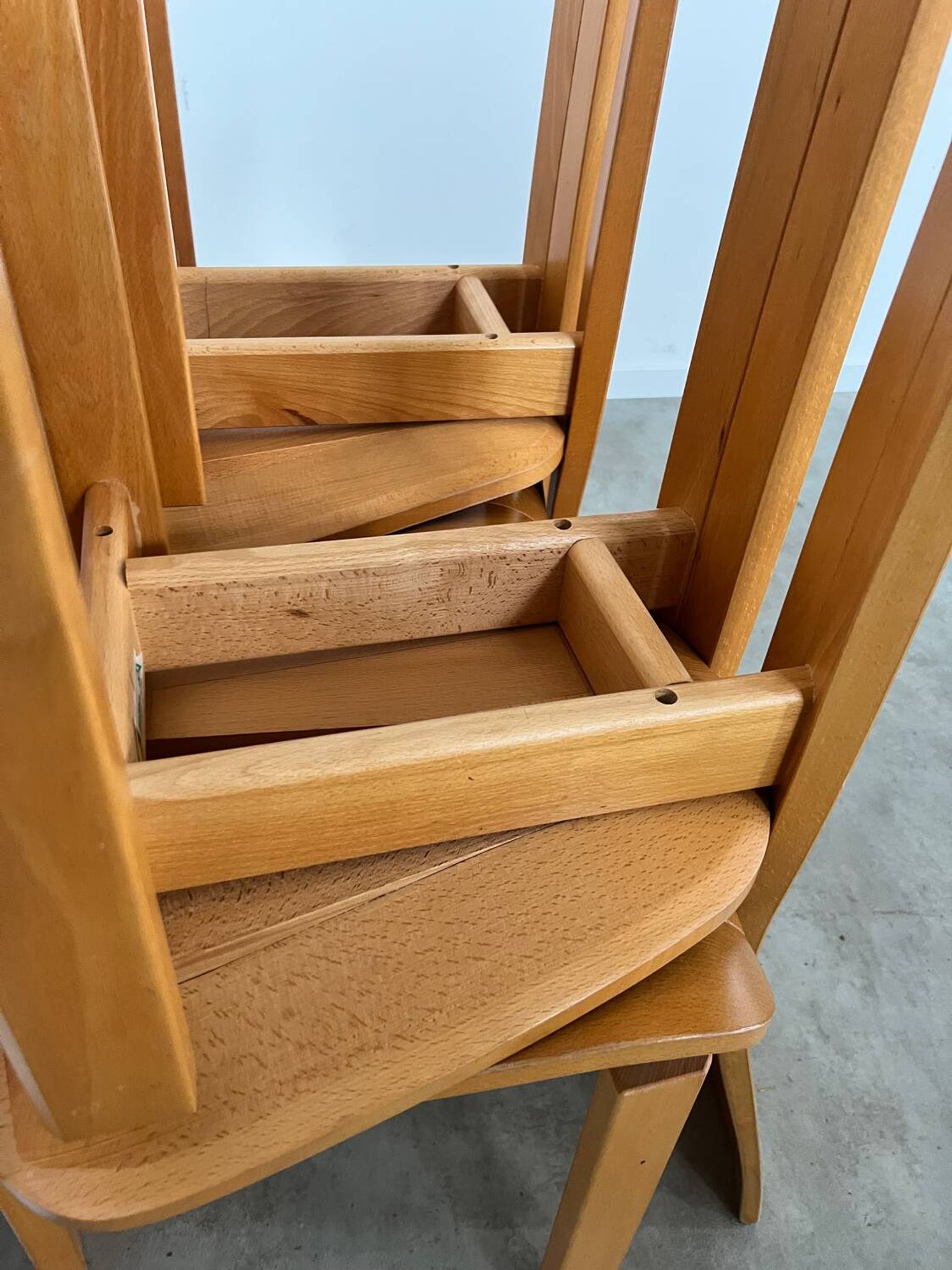4 old French design solid elm chairs from the 70s vintage