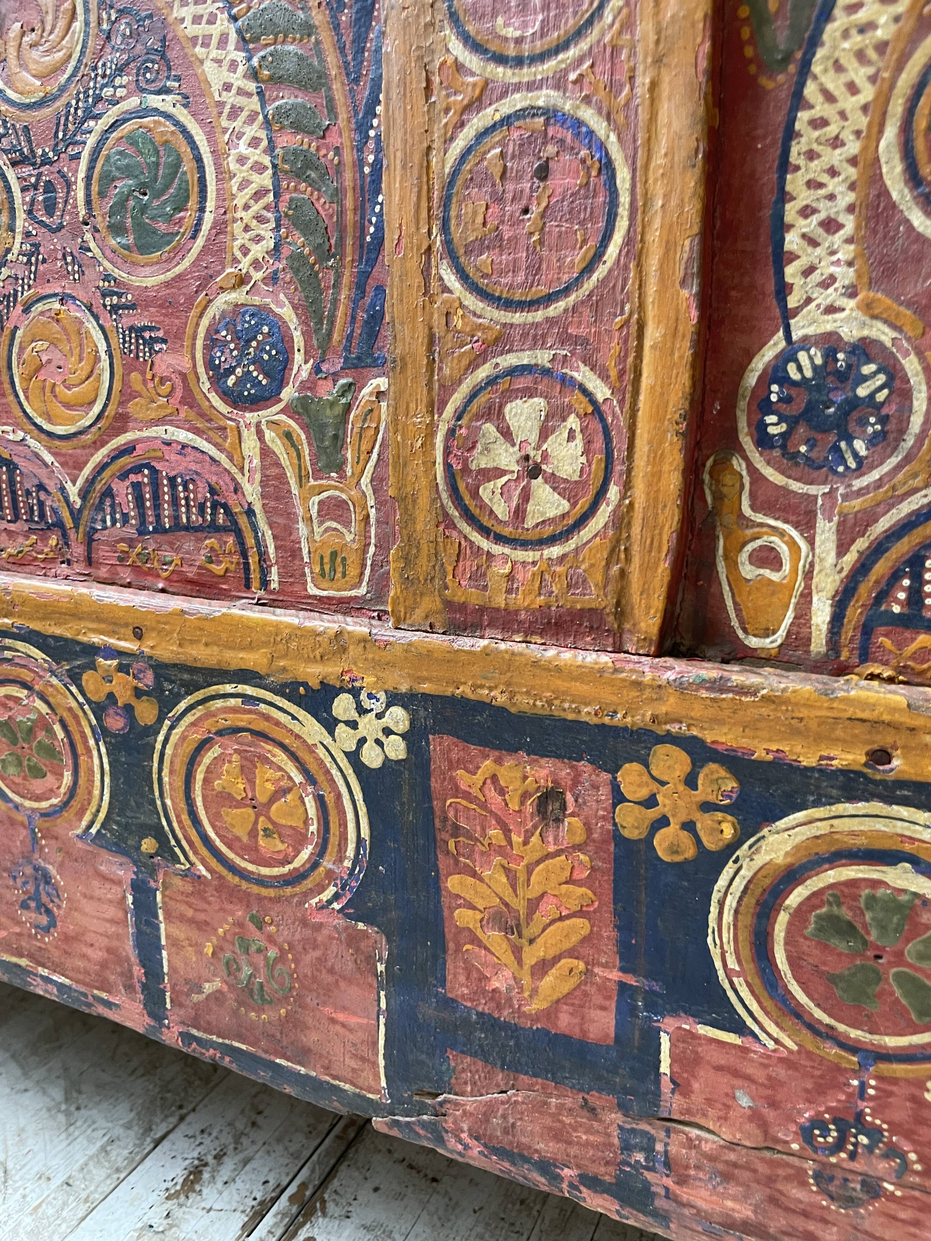 Coffre de mariage marocain polychrome années 50