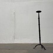 Large tripod candlestick in brutalist wrought iron, mid-century, 1960s.