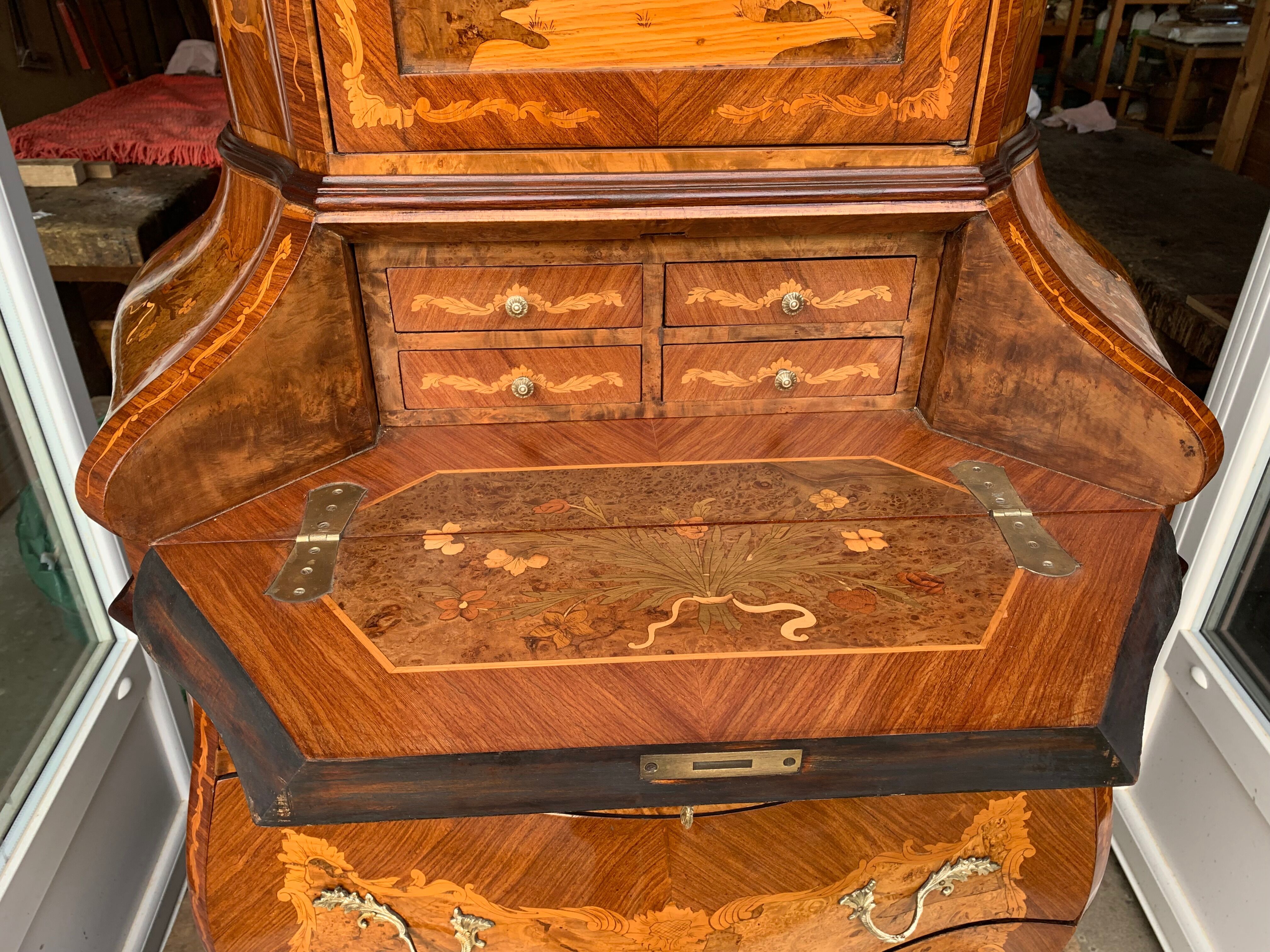 Scriban chest of drawers