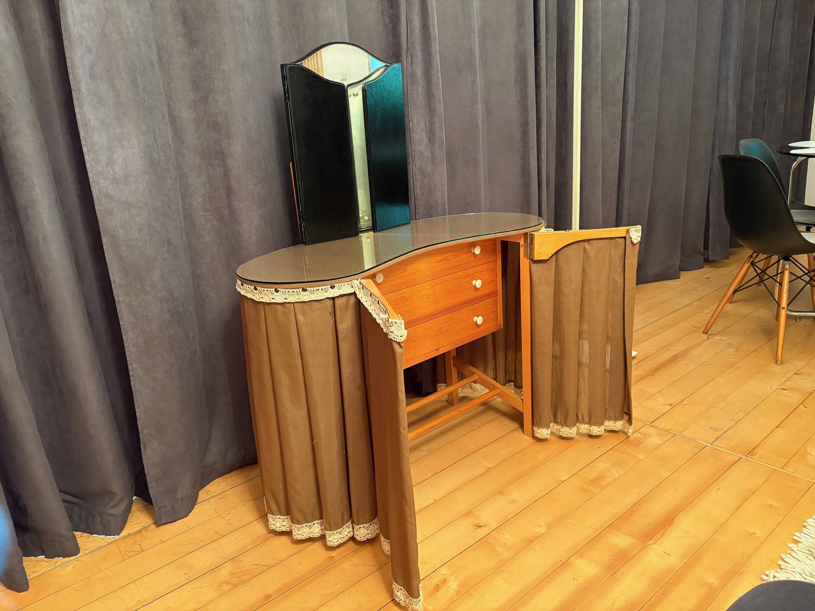 Dressing table, Scandinavia, 1940s/1950s