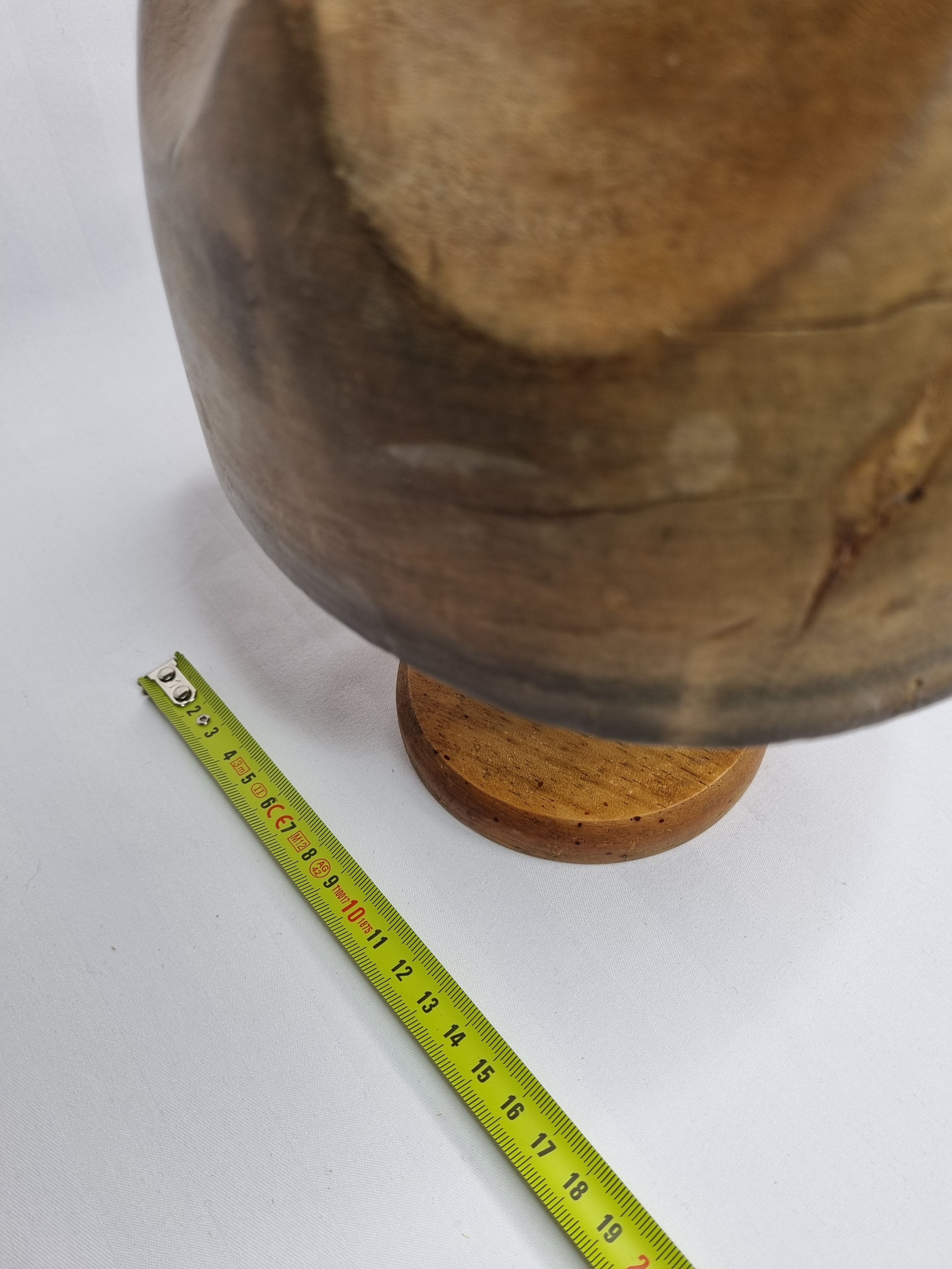 Old standing hat shape, 1900