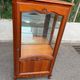 Vitrine argentier style Louis XV en merisier fond miroir & étagères Verre 9