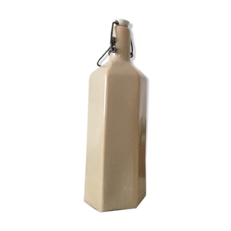 Hexagonal sandstone bottle