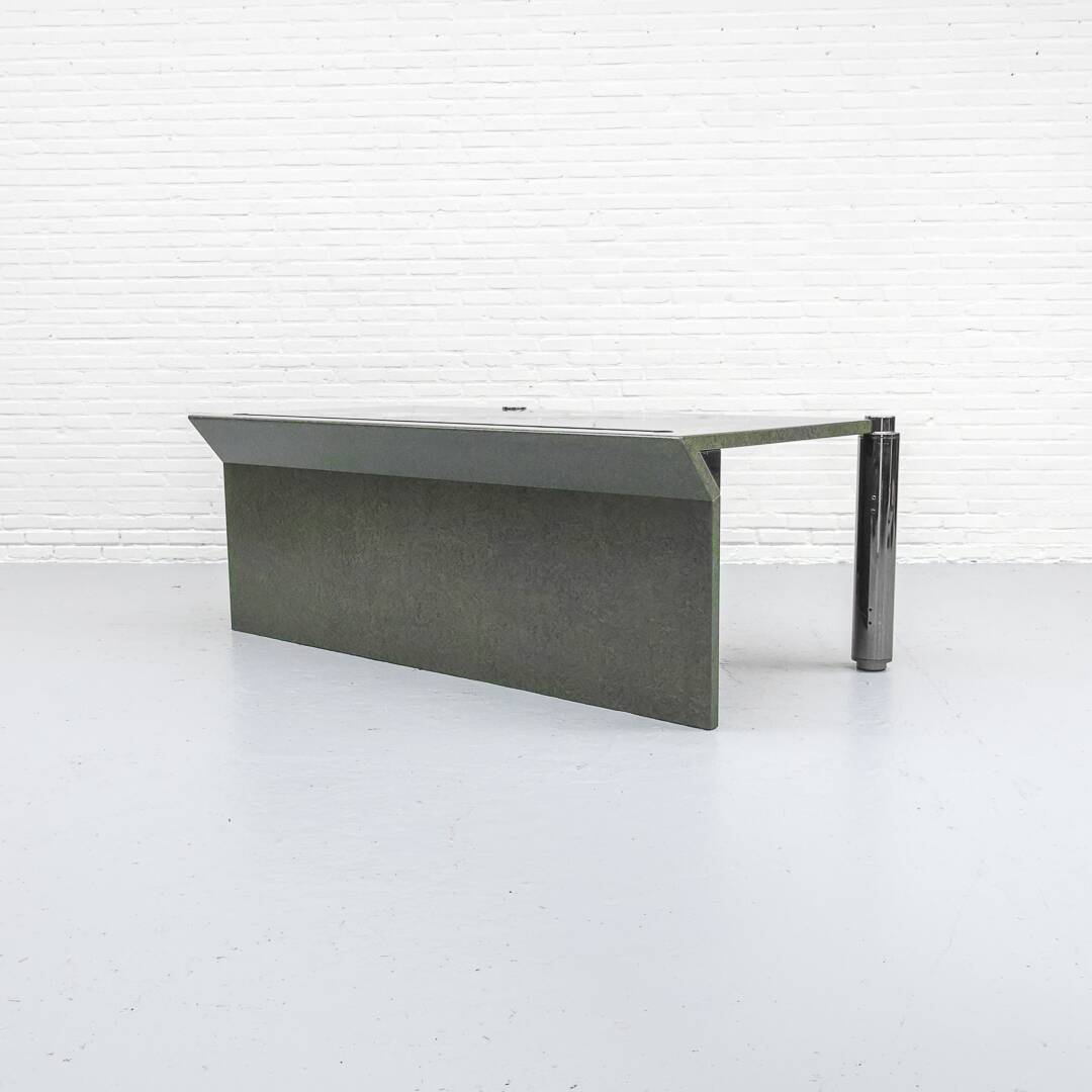 Bureau exécutif par FA Porsche pour Castelli années 1980