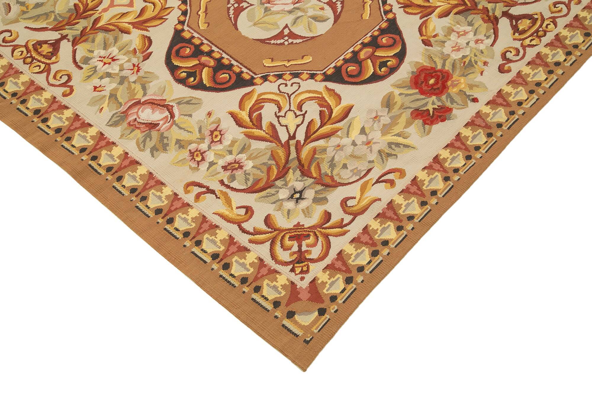 Handmade European Vintage Aubusson Kilim 236 cm x 306 cm