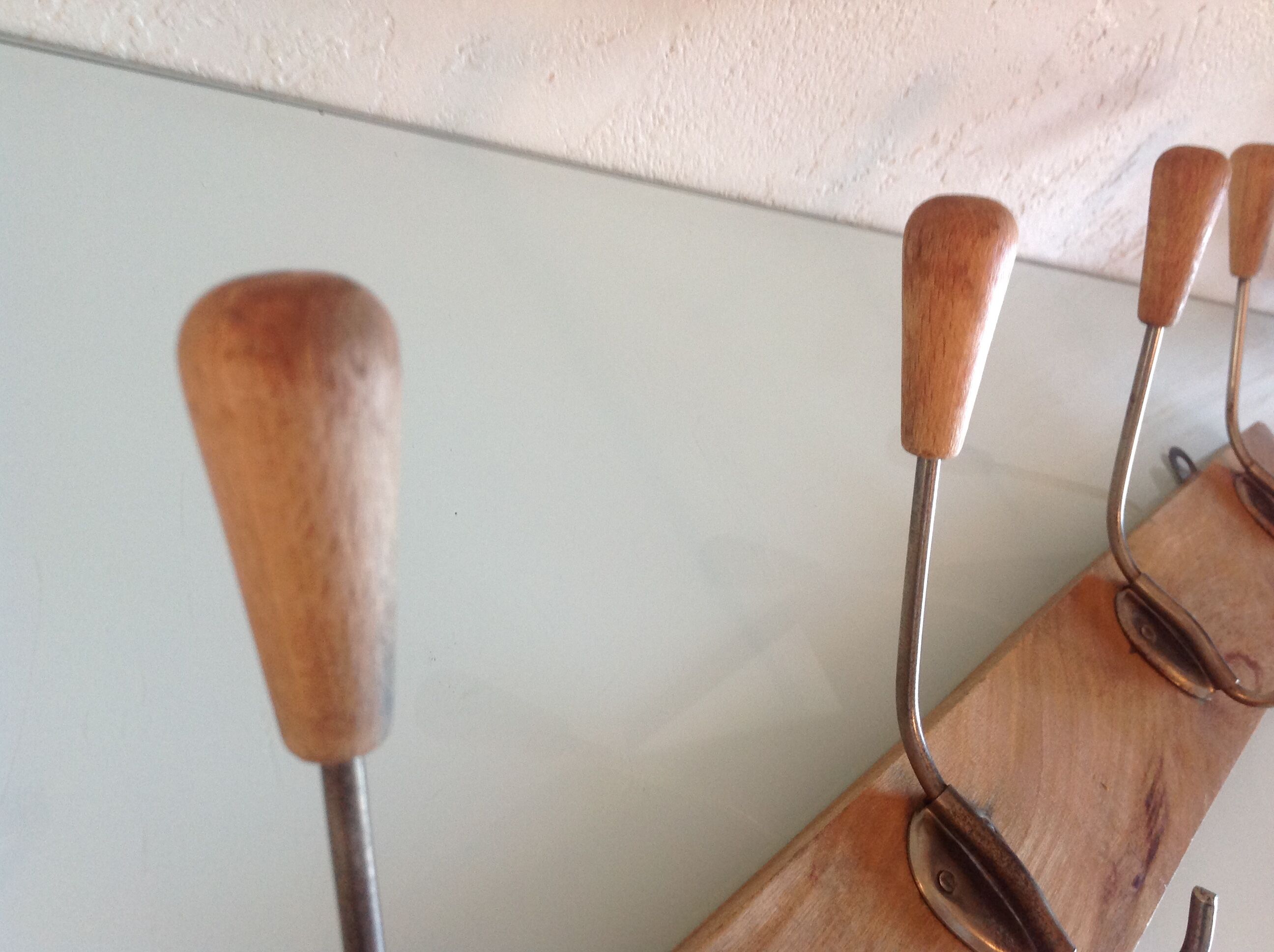 Four-headed wooden hook / vintage 60s-70s