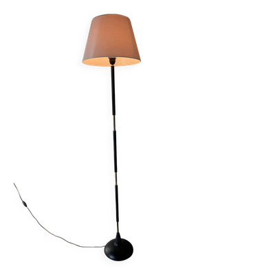 Lampadaire années 60  en laiton et acier laqué noir