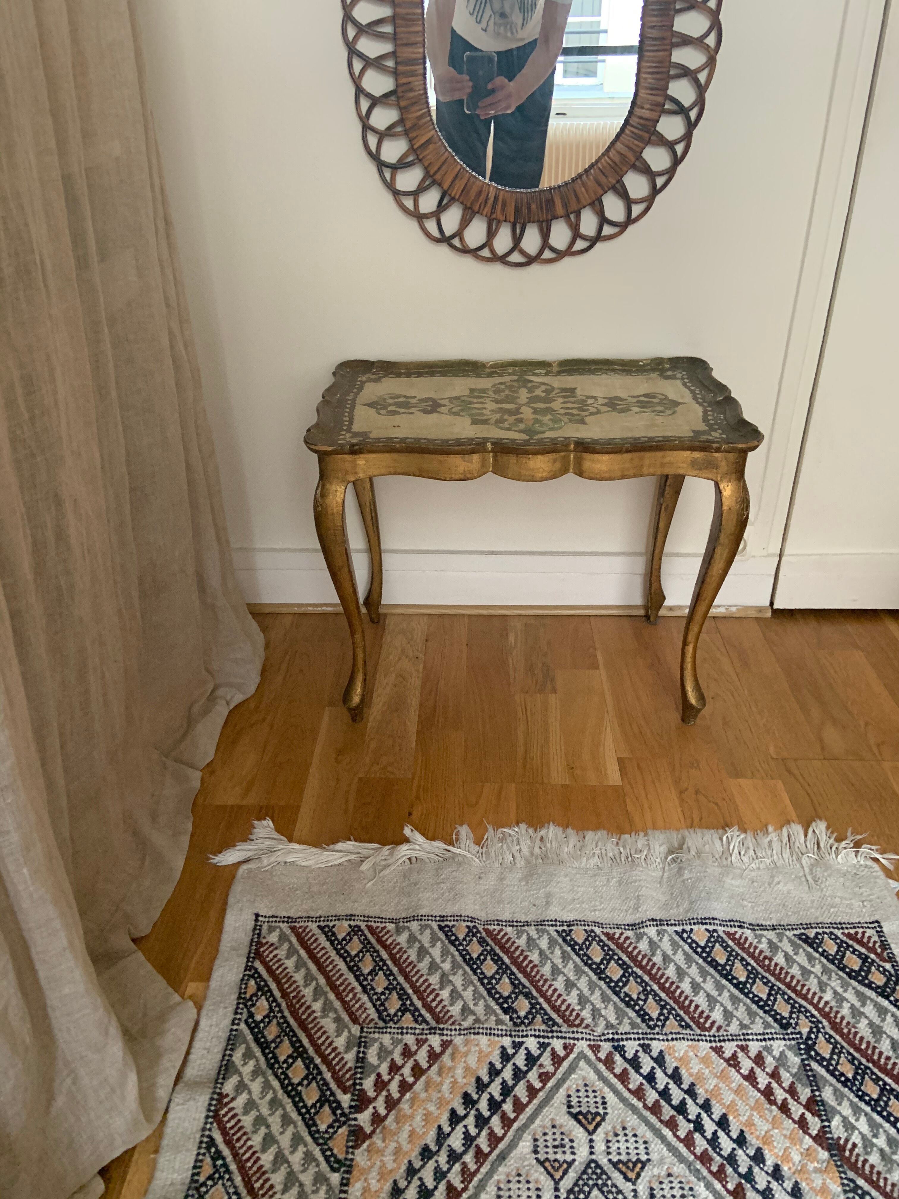 Venetian Console