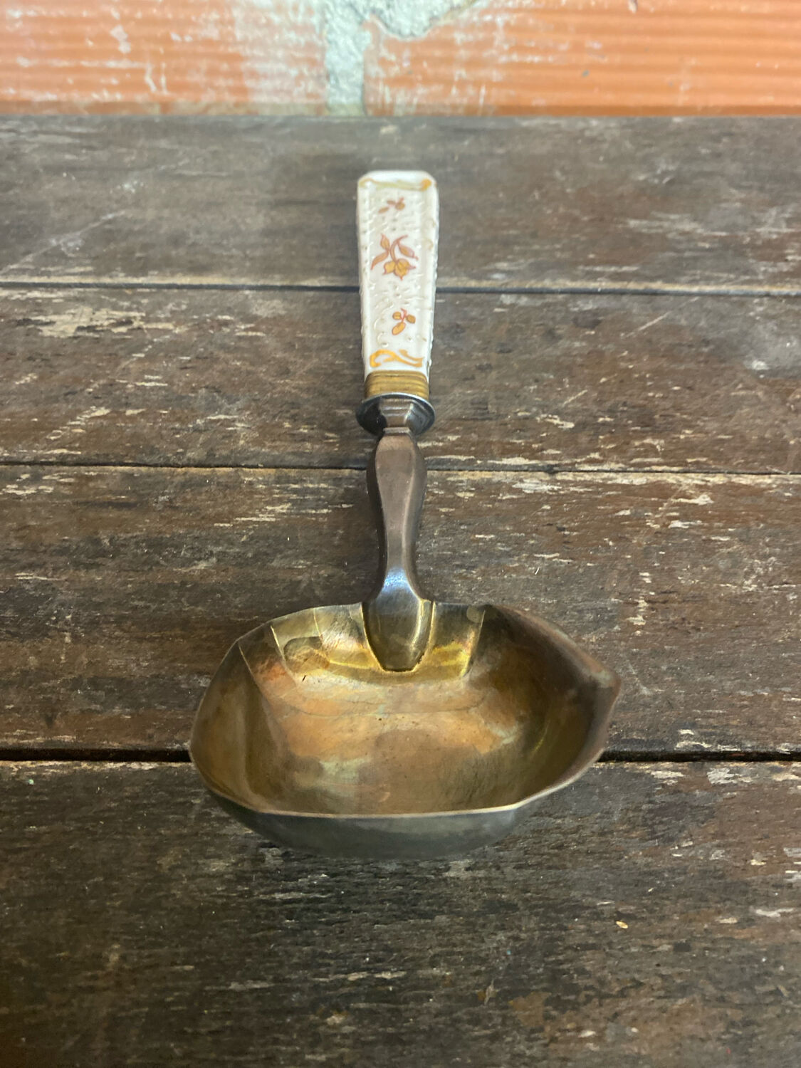 Cuillère de Service Louche Ancienne Metal Argenté + Manche Porcelaine