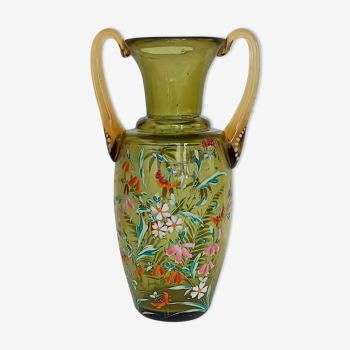 Vase en verre vert émaillé