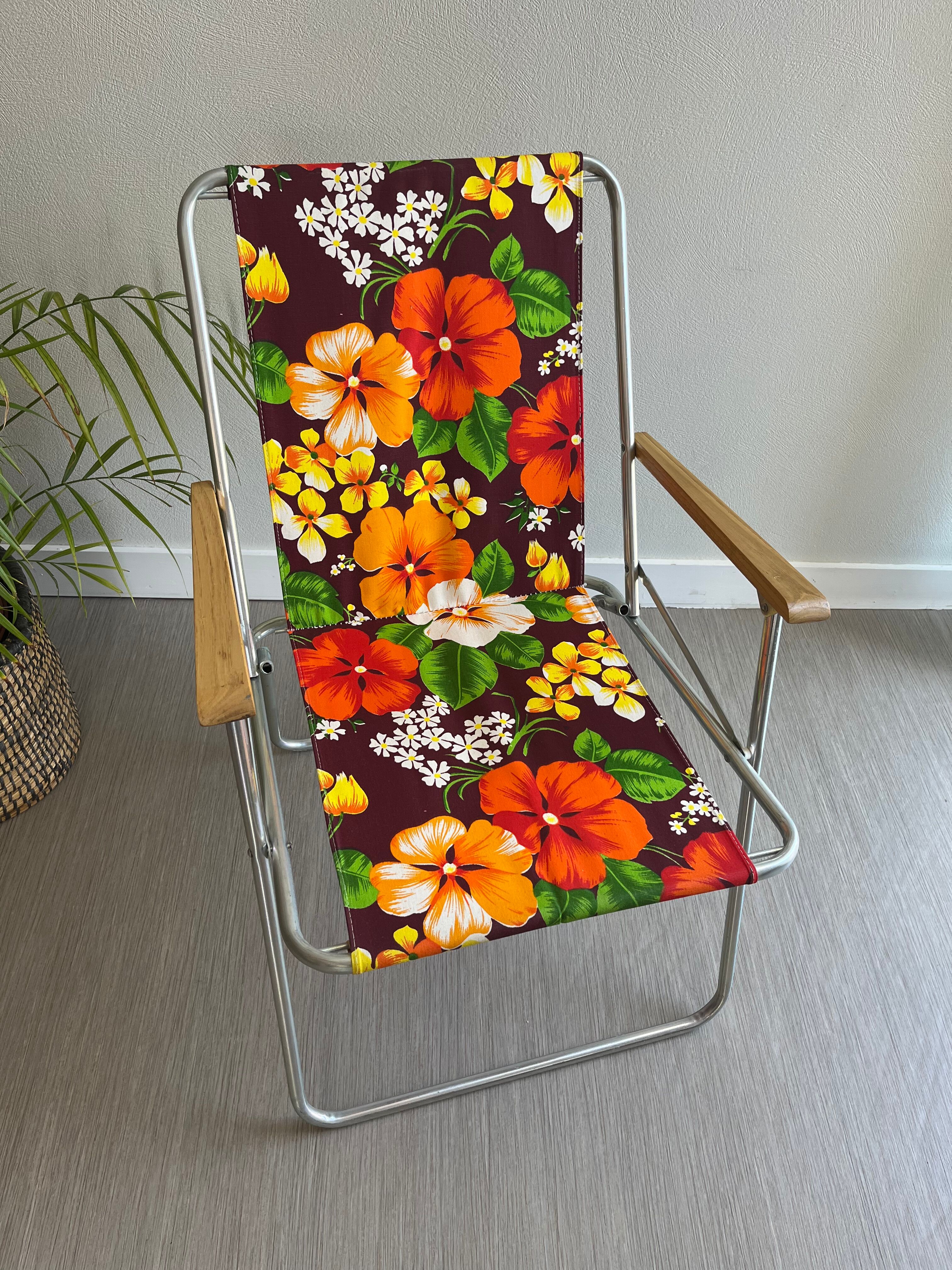 Vintage floral camping chair