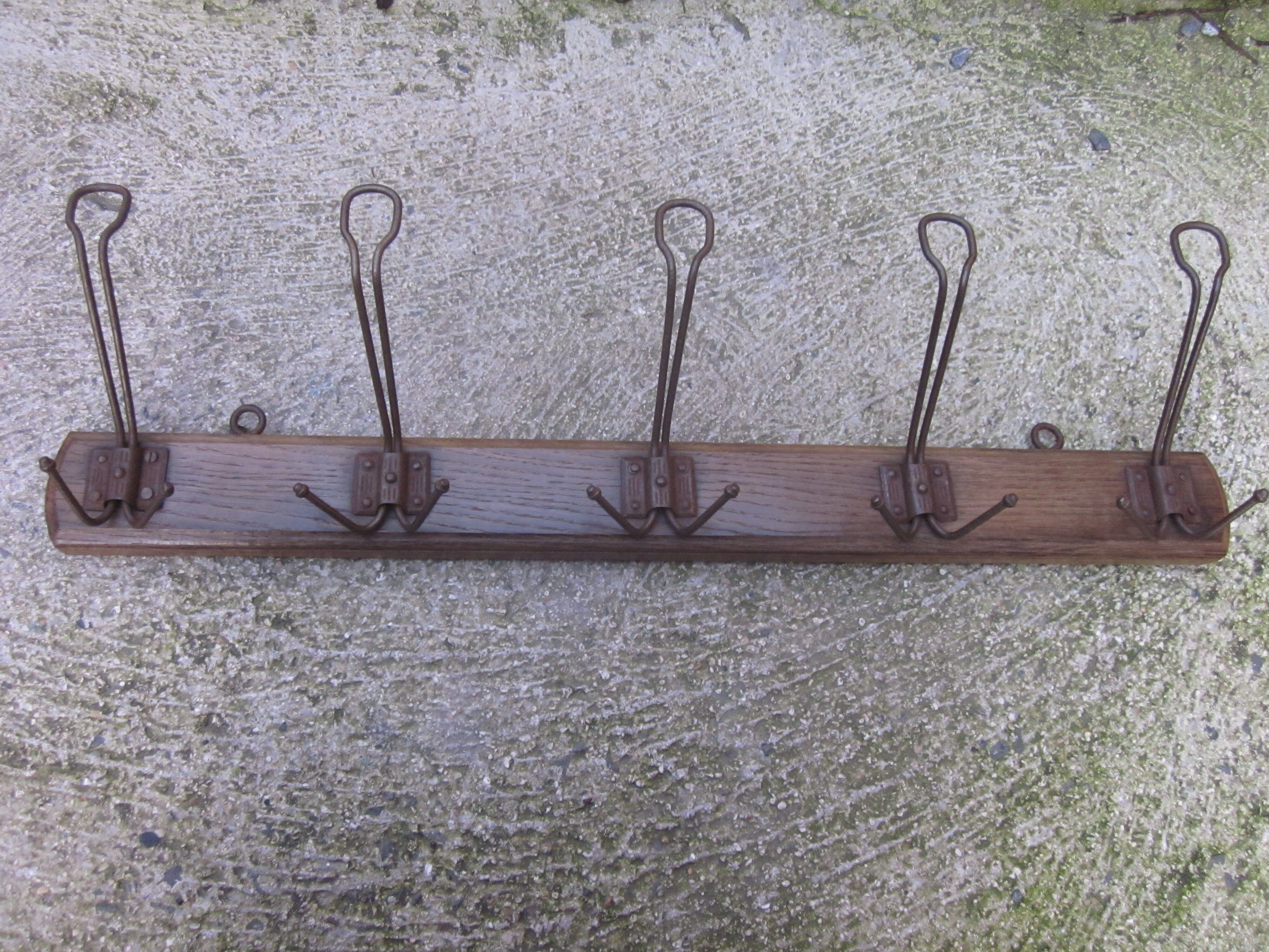 Old coat door has 5 racks