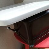 Sawbones in bakalite testut scale