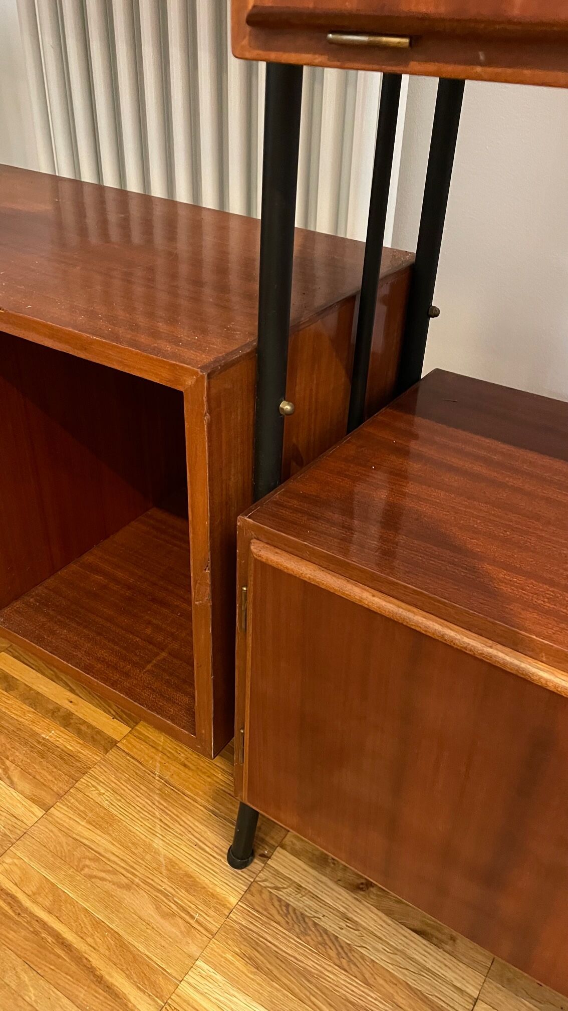 Italian stage shelf from the 60s