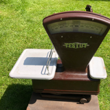 Bakelite Trader's Balance Testut