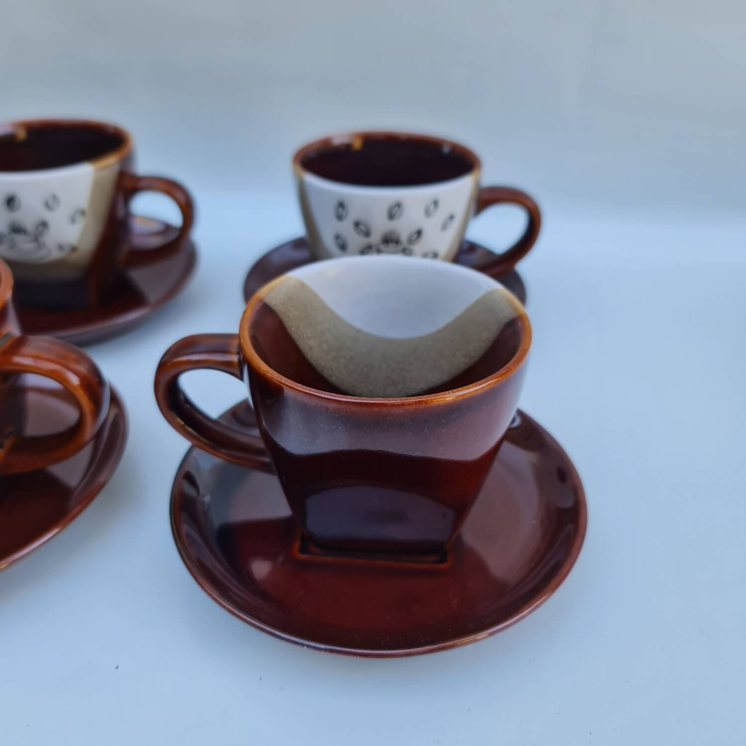 Large ceramic coffee mugs