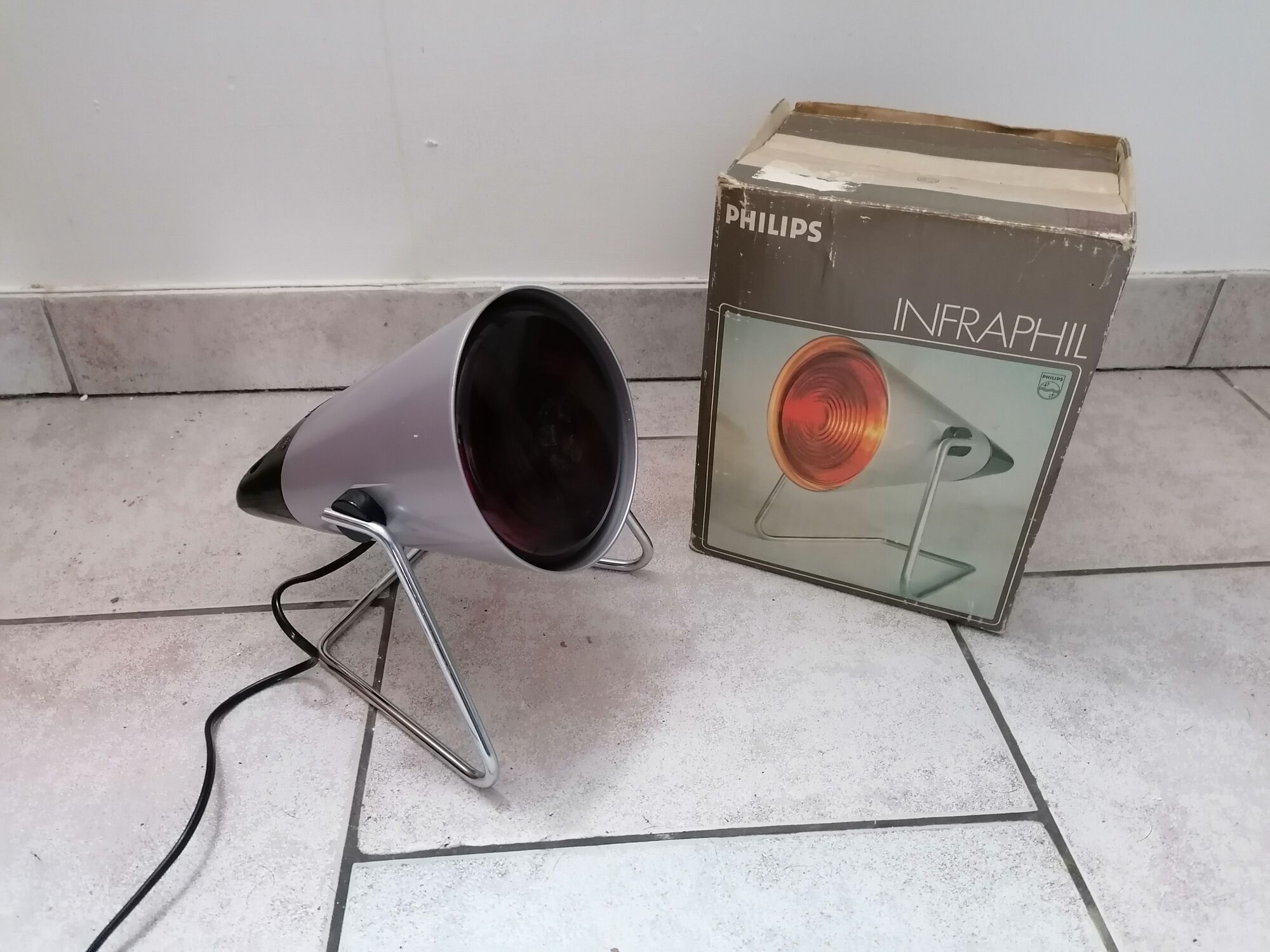 Lamp Philips HP 3608 infraphil original box, made in Holland
