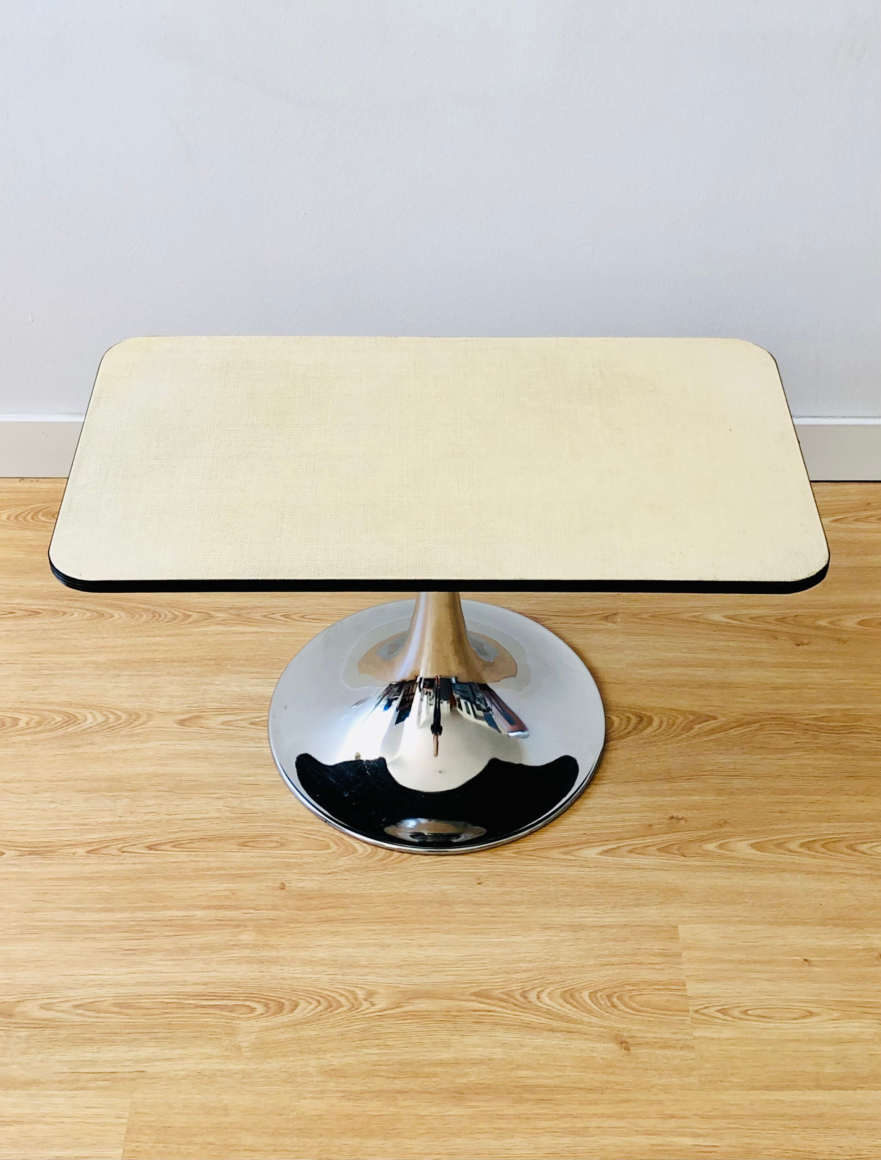 Vintage coffee table chrome tulip foot