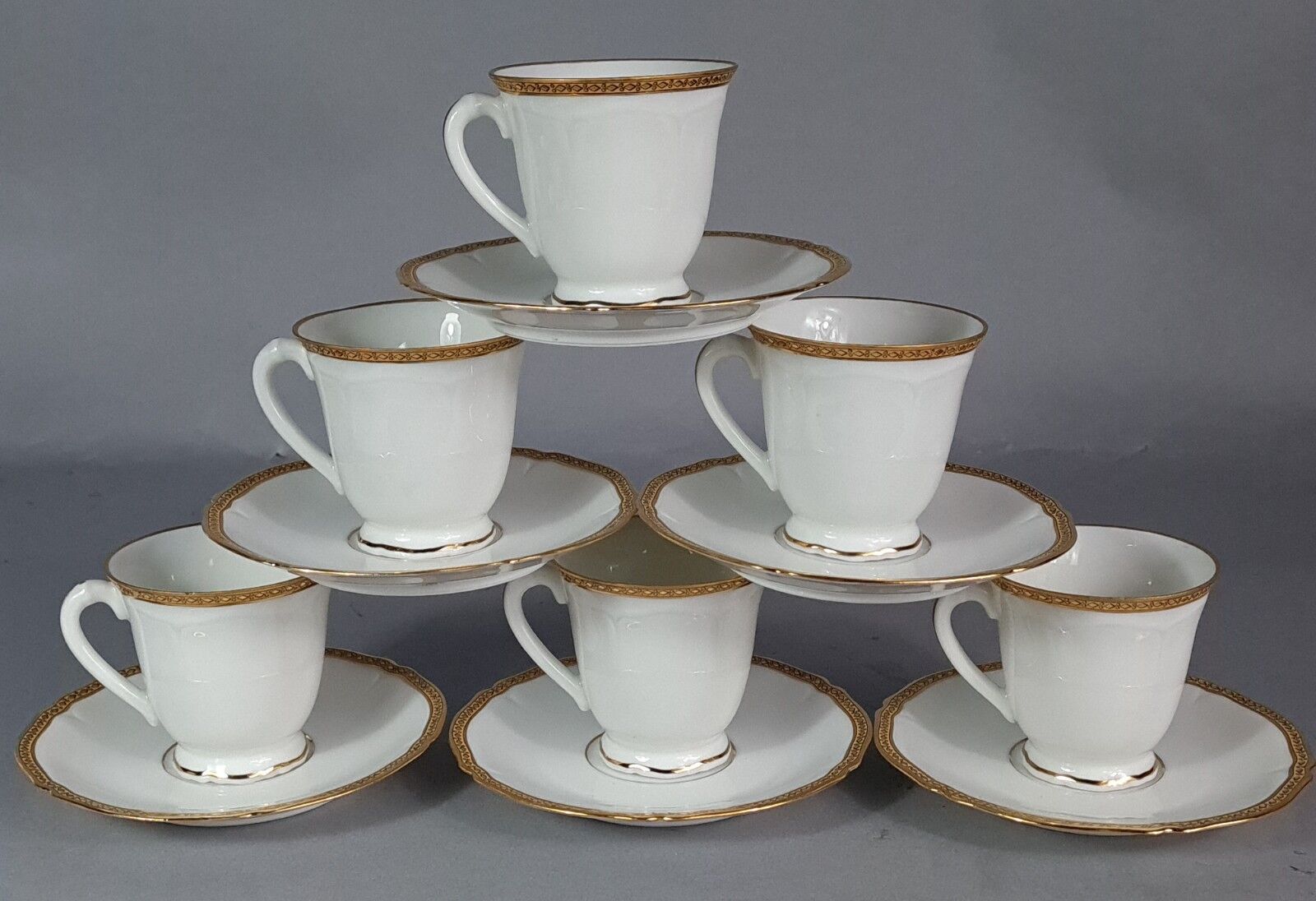 Complete coffee service for 6 people, Giraud Limoges lotus-shaped porcelain C749