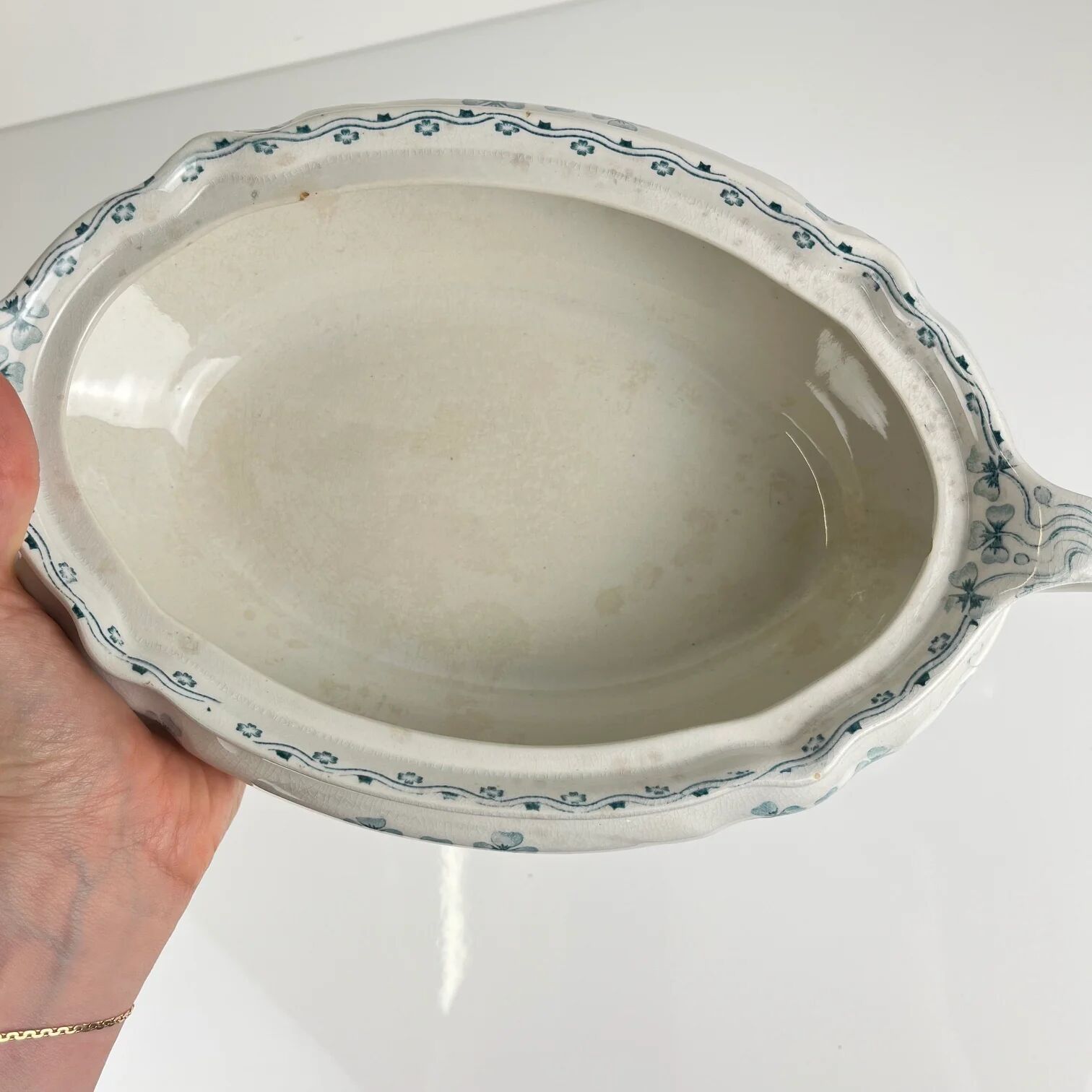 Vegetable dish Villeroy & Boch model "Clover - Klee", blue, 1890-1900