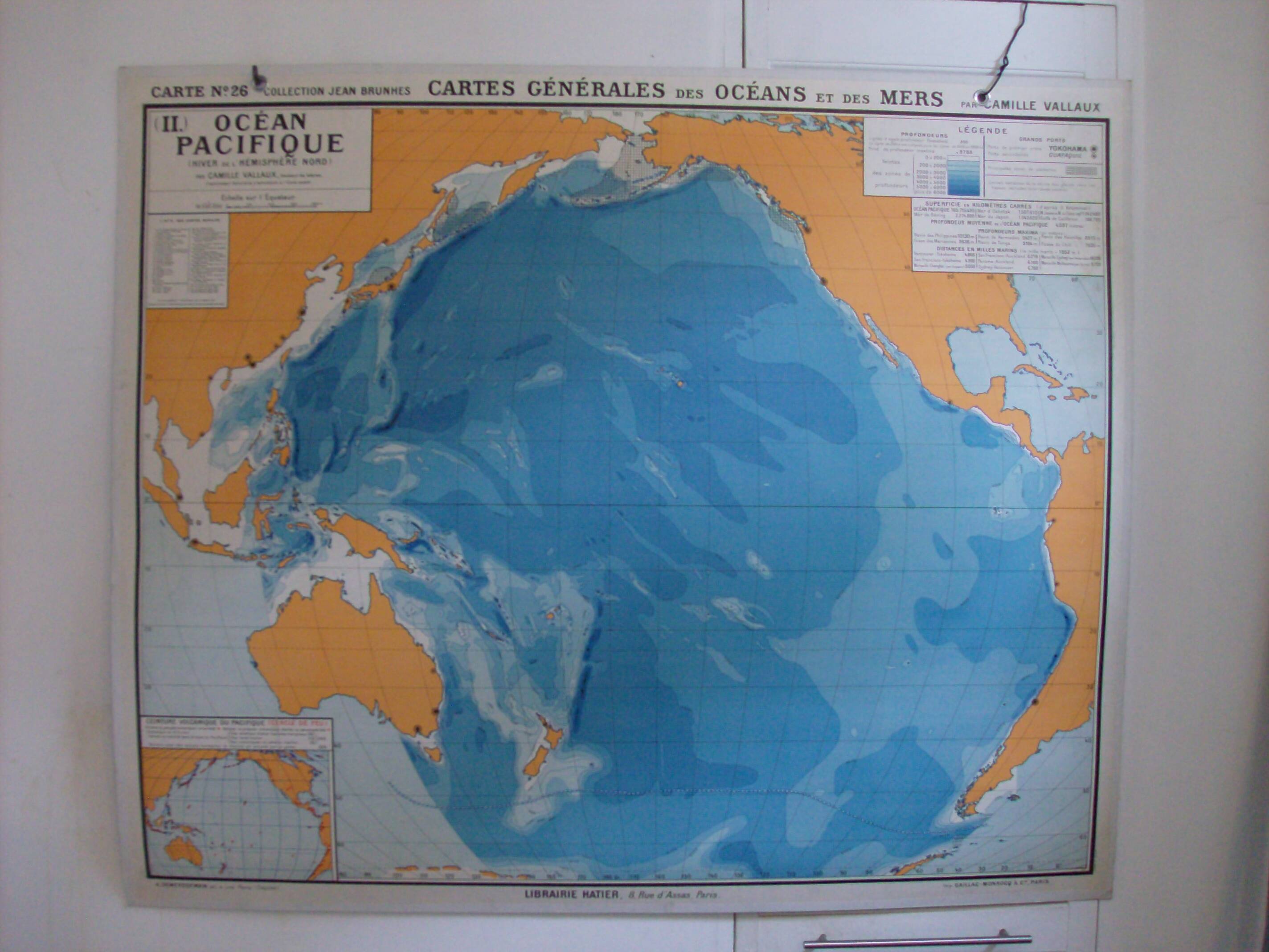 Old school map of geography oceans and seas Hatier Vallaux n°26