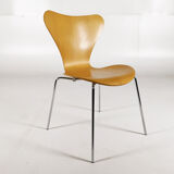Pair of chairs 3107 "Butterfly" by Arne Jacobsen for Fritz Hansen