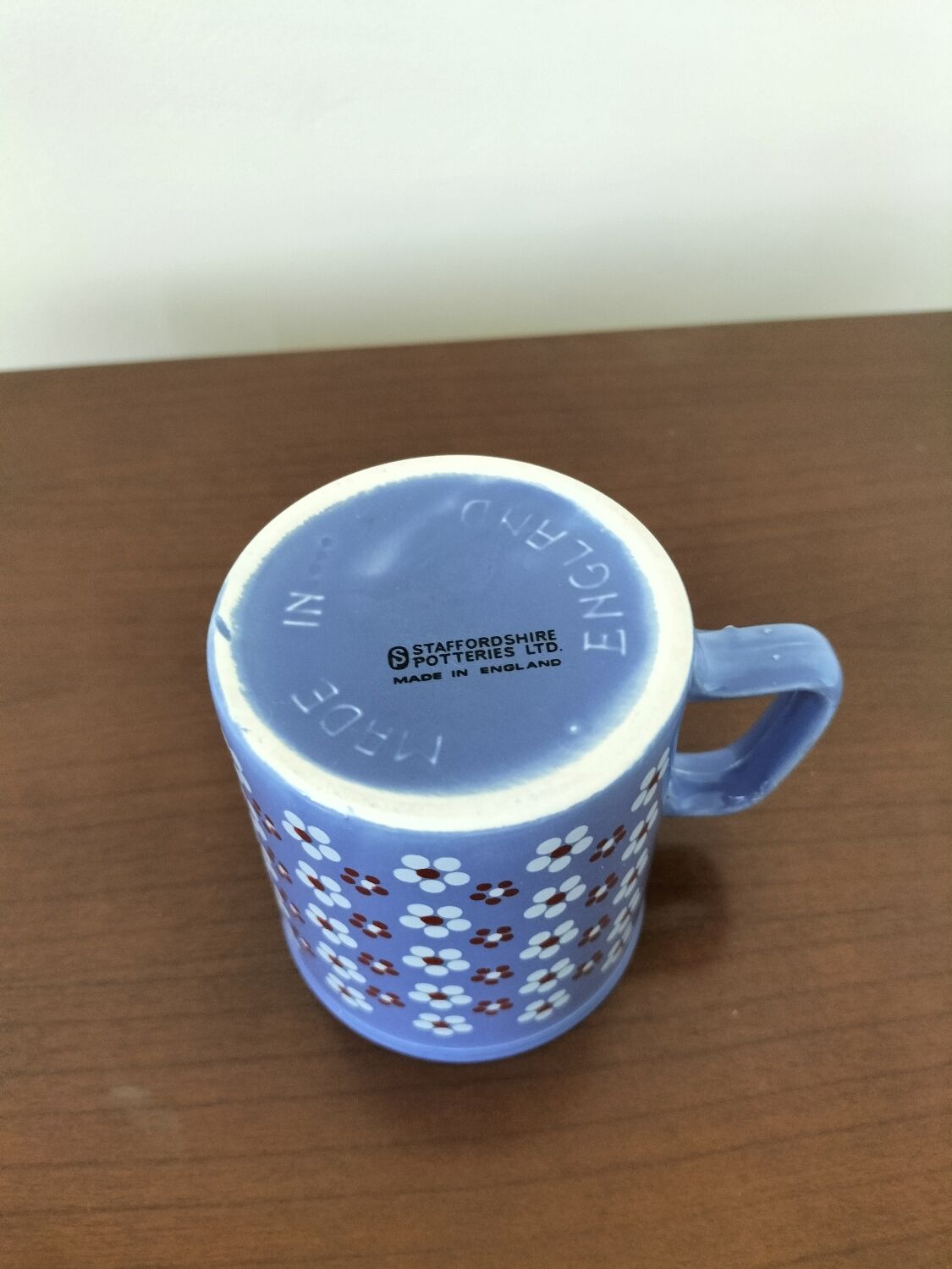 Mugs Staffordshire Potteries Ltd