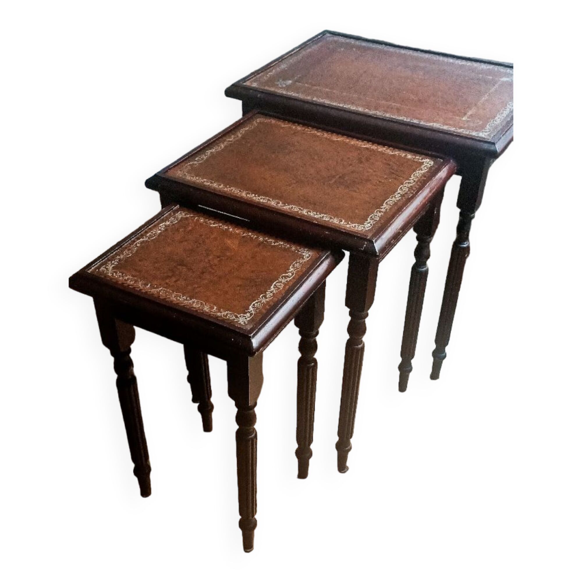 Wood and leather nesting table