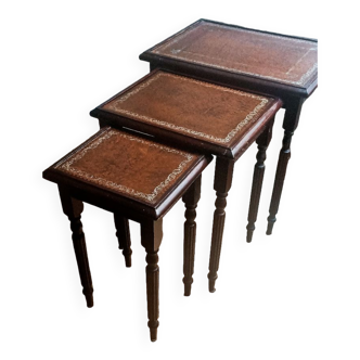 Wood and leather nesting table