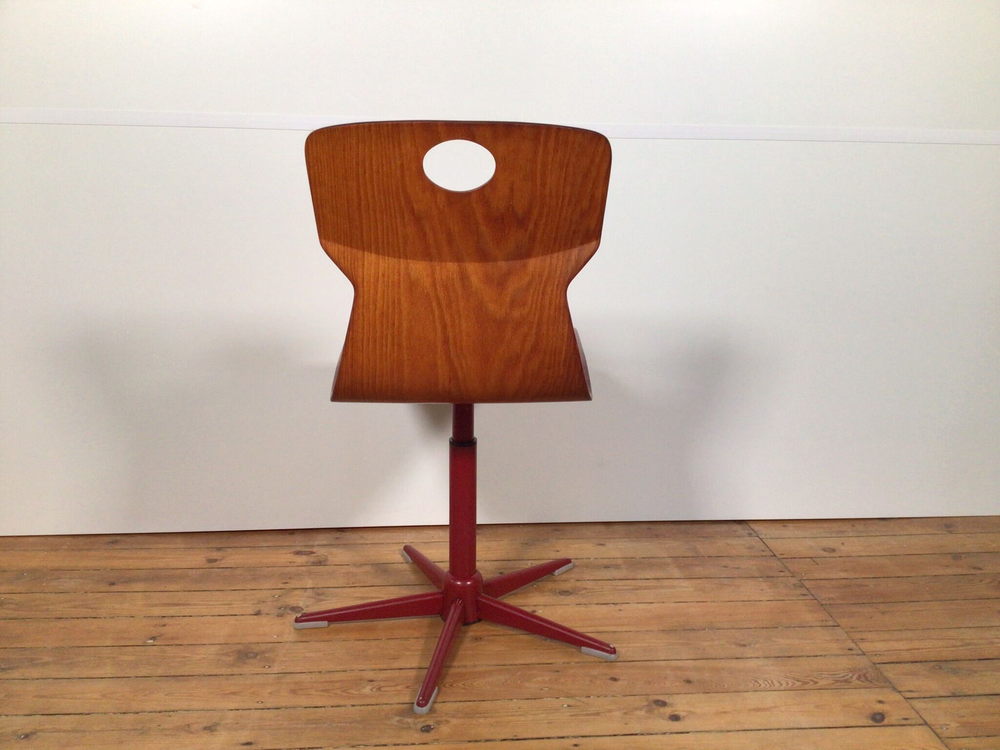 height adjustable industrial chair