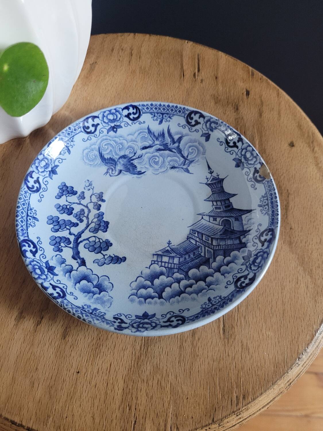 Set of two saucers Terre de fer Saigon