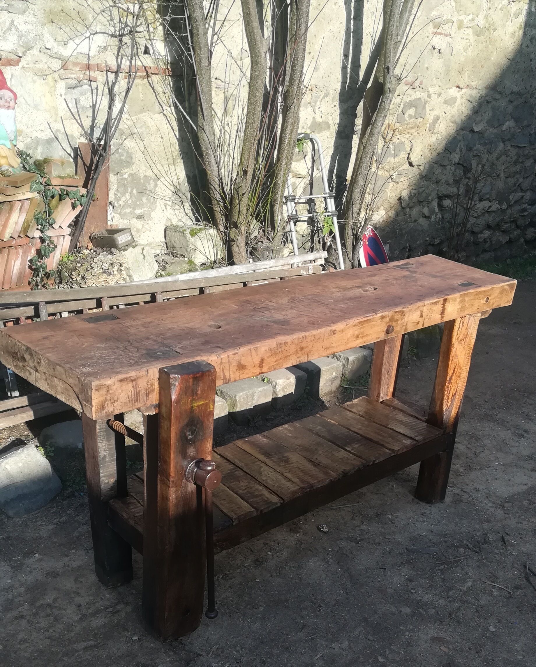 Carpenter established l 160 cm