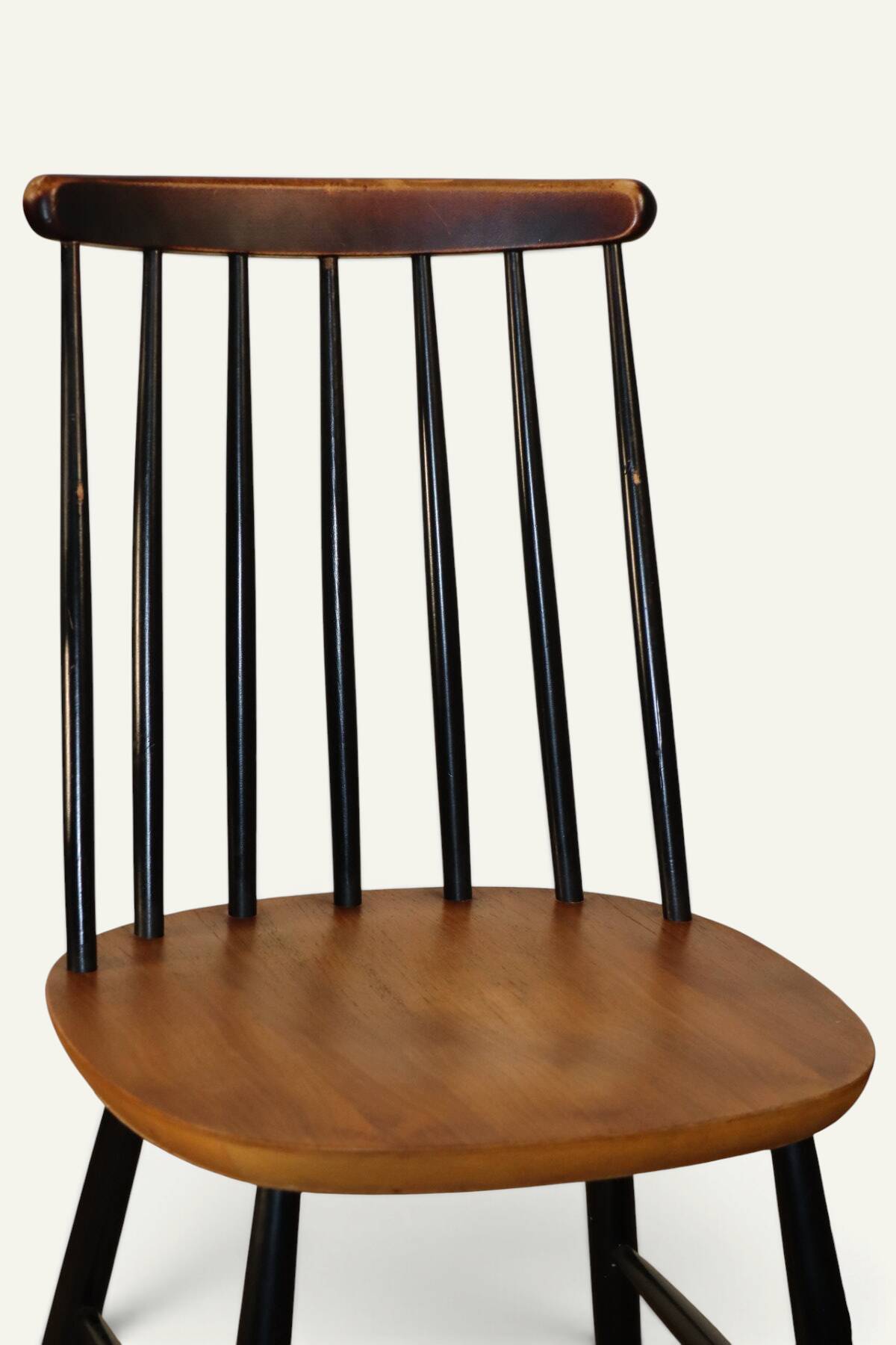 Set of 4 vintage wooden chairs, 1960s