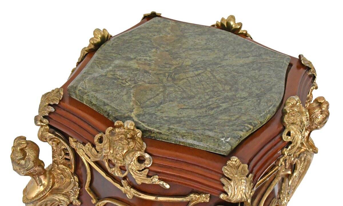 Pair of important Louis XV style pedestals