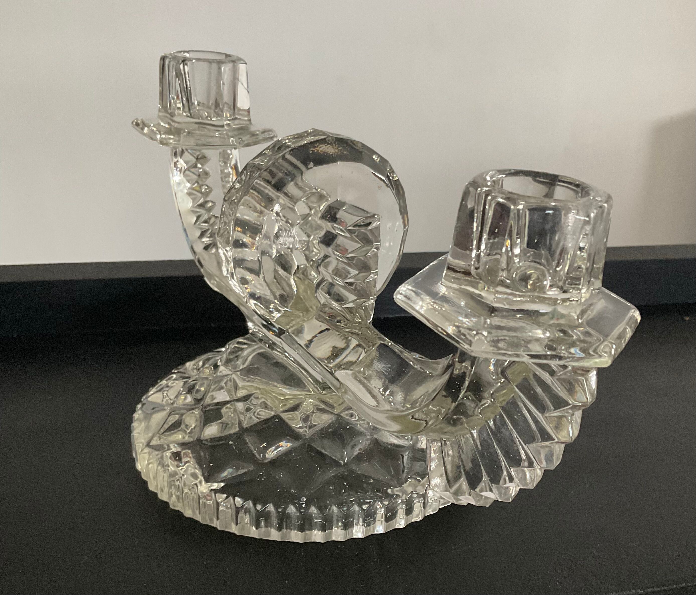 Art deco chandelier in molded glass
