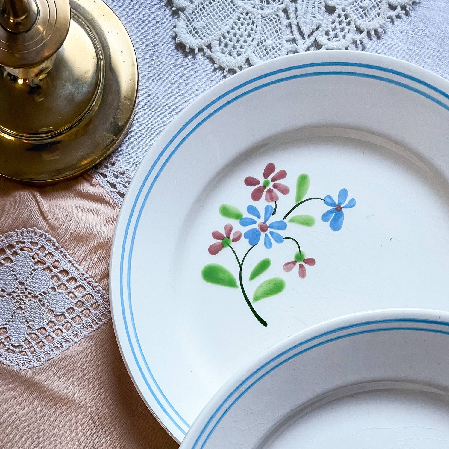 4 Salins dessert plates