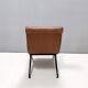 Fauteuil lounge en skaï marron avec pieds en métal verni noir, Italie