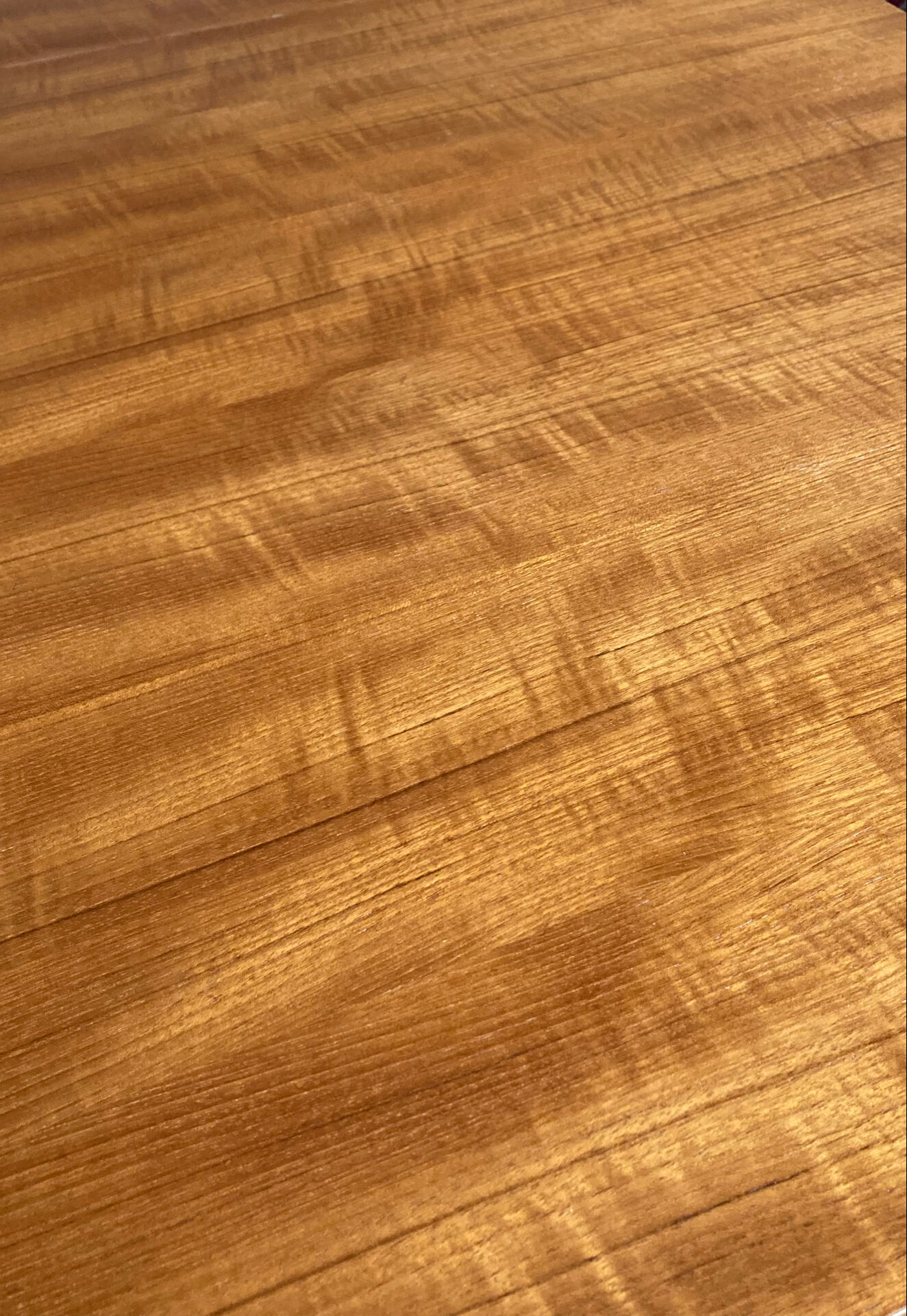 Table de salle à manger scandinave